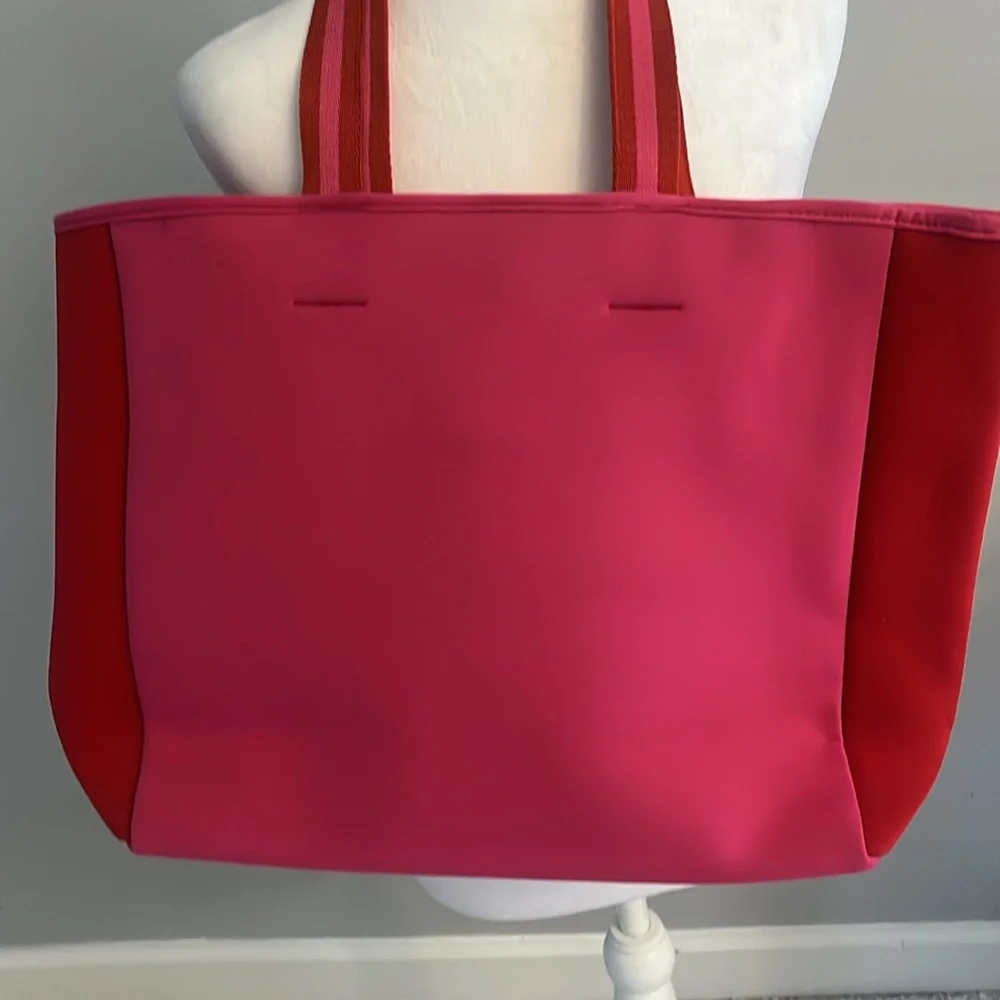 Beach tote bag by SUMMERSALT NEOPRENE‎ NWT red/pink tote
